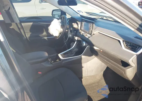 2021 Toyota Rav4 Le z USA, uszkodzony, nr VIN 2T3H1RFV4MC151532